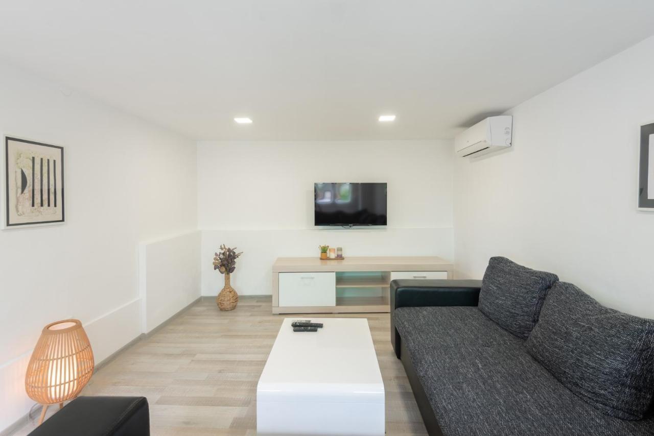 Apartment N&T PUY 외부 사진